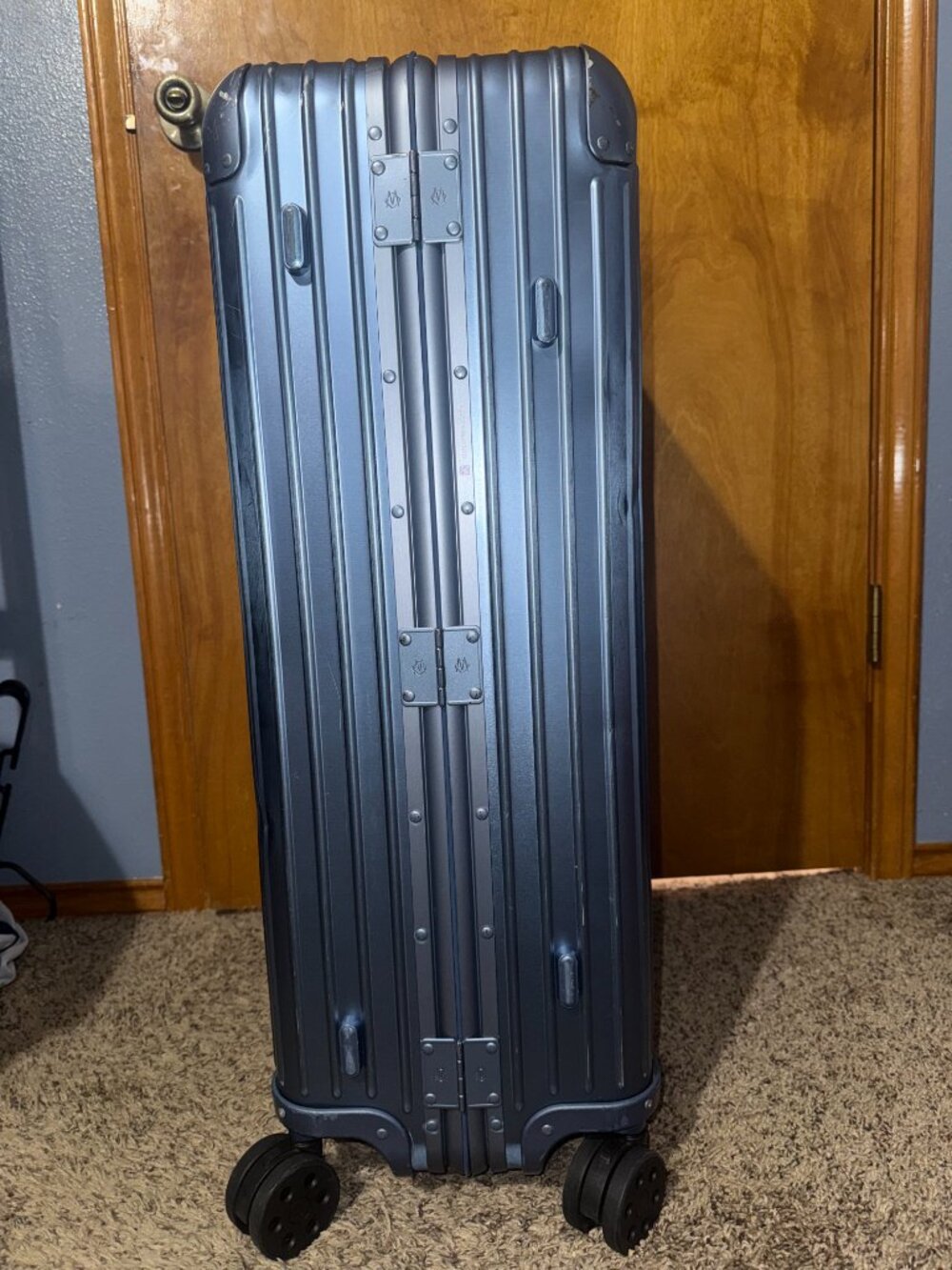 Rimowa Check-In L – Arctic Blue Aluminum | Special Edition 2023 - Picture 5 of 11